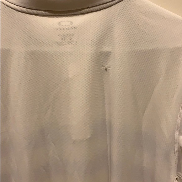 Men’s Oakley Golf Polo XL - Picture 2 of 2